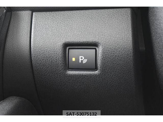 Nissan LEAF 2019-05 367053-16