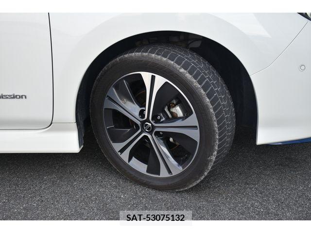 Nissan LEAF 2019-05 367053-25
