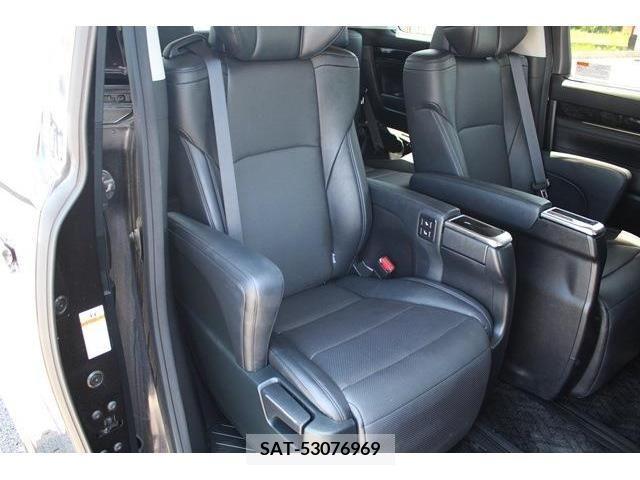 Toyota VELLFIRE 2018-09 299446-10