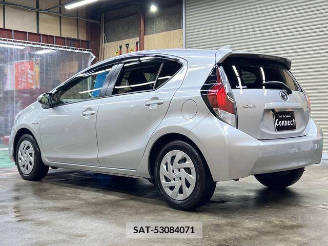 Toyota AQUA 2016-09 210725-5