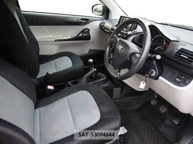 Toyota IQ 2014-02 341696-3