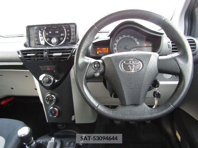Toyota IQ 2014-02 341696-1