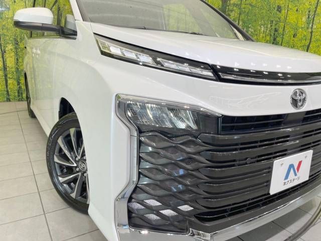 Toyota VOXY 2022-12 21239-15