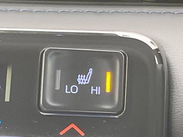 Toyota VOXY 2022-12 21239-6