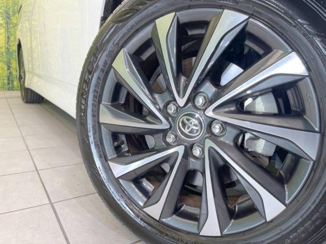 Toyota VOXY 2022-12 21239-16