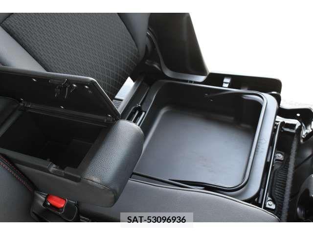 Suzuki SPACIA 2018-04 337662-13