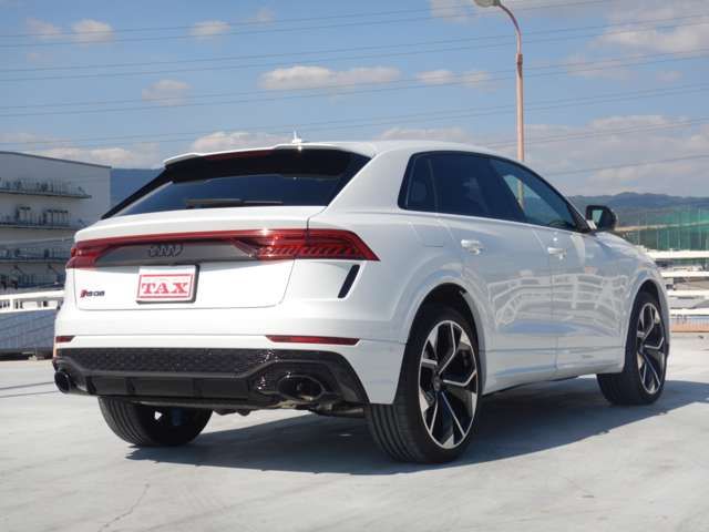Audi RS Q8 2022-02 20190-2
