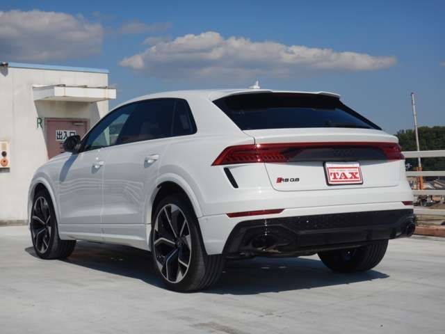 Audi RS Q8 2022-02 20190-6