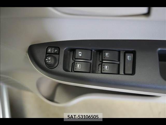 Toyota PASSO 2017-06 374335-9