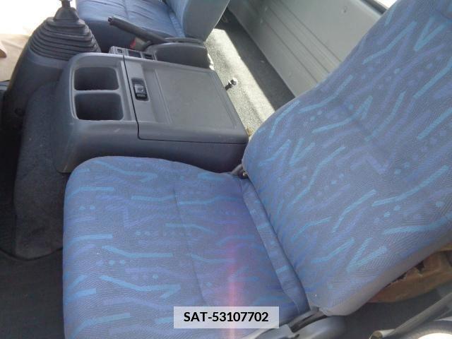 Isuzu FORWARD 2006-05 352756-24