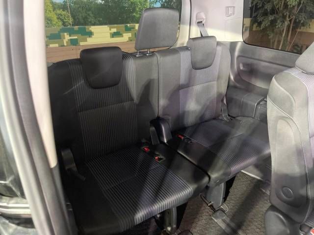Toyota VOXY 2015-11 26682-10