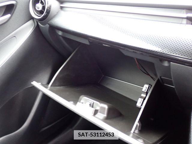 Mazda DEMIO 2018-05 372406-14