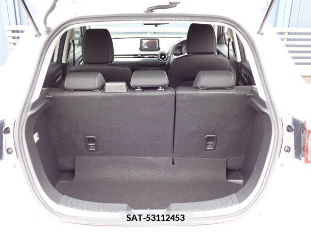 Mazda DEMIO 2018-05 372406-18