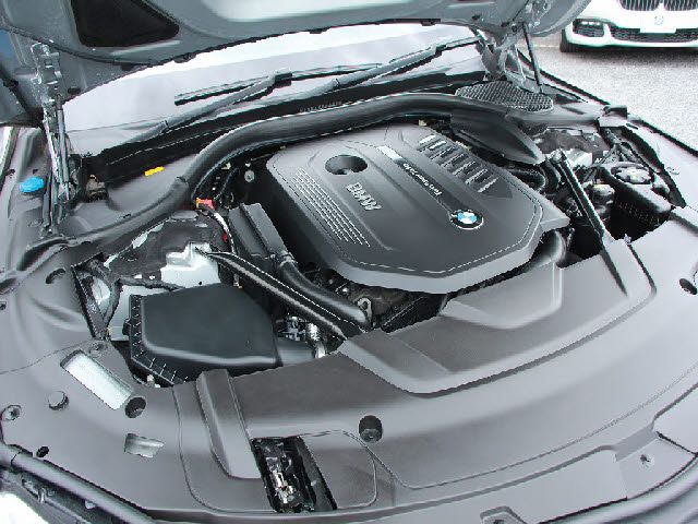 Bmw 7 SERIES 2016-03 910-3