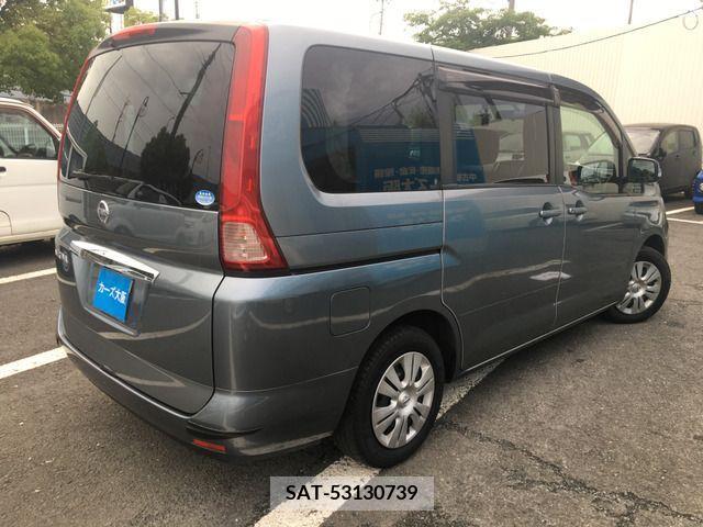 Nissan SERENA 2010-09 326817-3