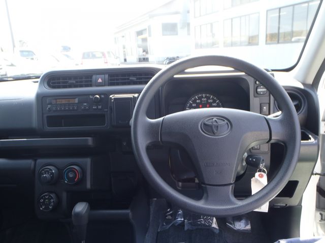 Toyota SUCCEED VAN 2018-08 2895-1
