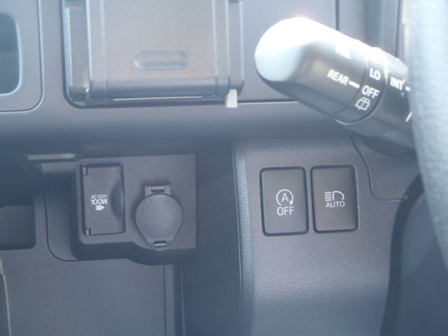 Toyota SUCCEED VAN 2018-08 2895-14