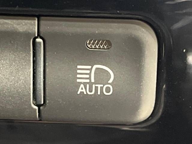 Toyota PRIUS PHV 2017-06 184150-7