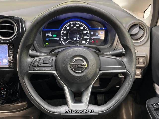 Nissan NOTE 2017-02 223596-11