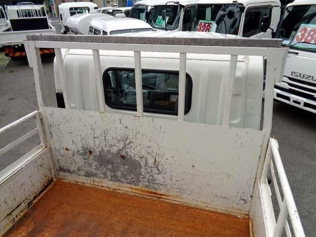 Mazda TITAN 2018-06 5066-13