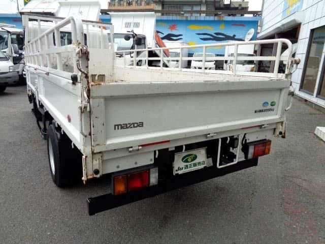 Mazda TITAN 2018-06 5066-22