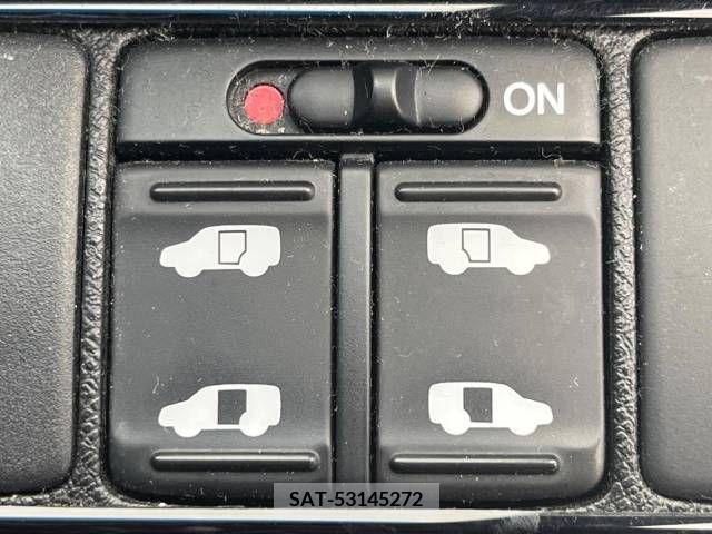 Honda e 2012-03 247559-4
