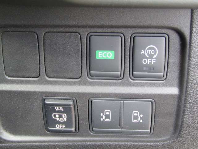 Nissan SERENA 2017-02 17256-14