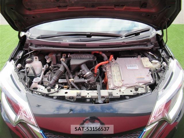 Nissan NOTE 2018-02 330090-26