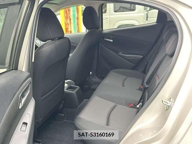 Mazda MAZDA2 2021-07 276387-5