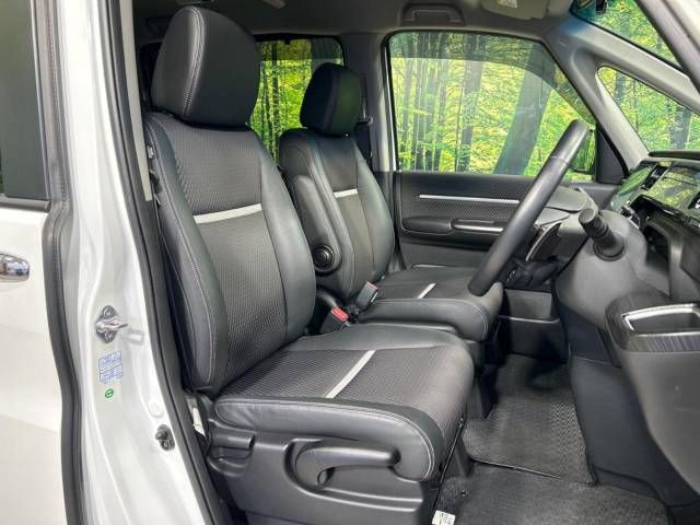 Honda e 2015-05 188676-8