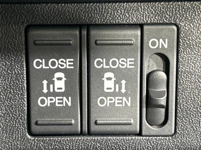 Honda e 2015-05 188676-7