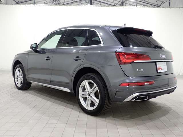 Audi Q5 2022-03 16096-7