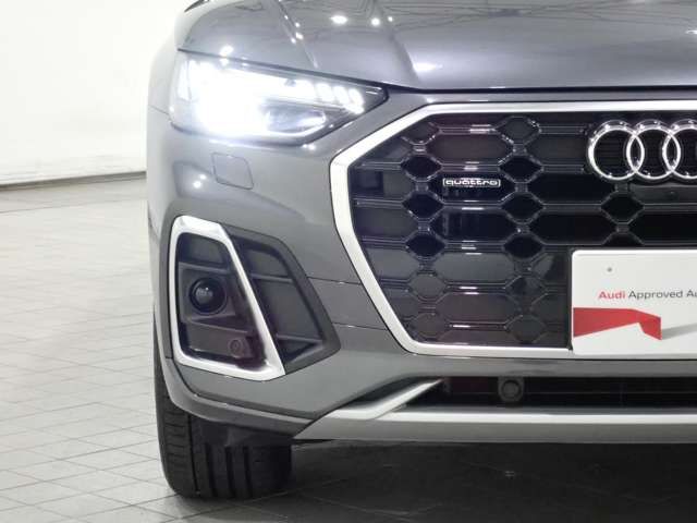 Audi Q5 2022-03 16096-10