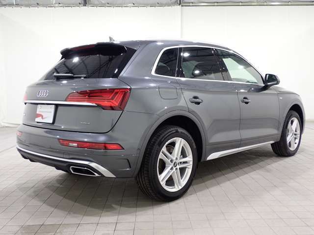 Audi Q5 2022-03 16096-5