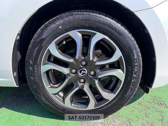 Mazda DEMIO 2015-02 214694-26