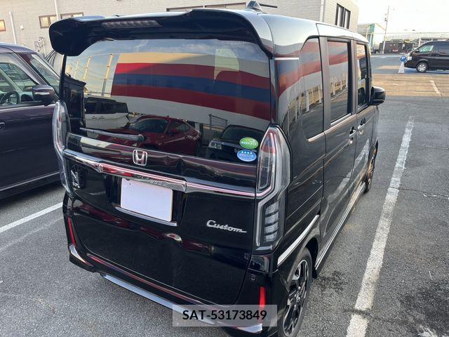 Honda N BOX CUSTOM 2018-05 364856-1