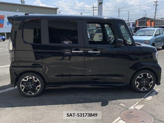 Honda N BOX CUSTOM 2018-05 364856-5