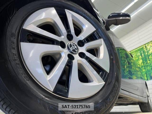Toyota PRIUS 2017-02 281705-13