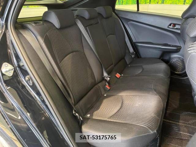 Toyota PRIUS 2017-02 281705-9