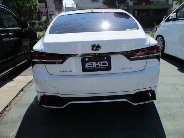 Lexus LS 2018-01 8836-8
