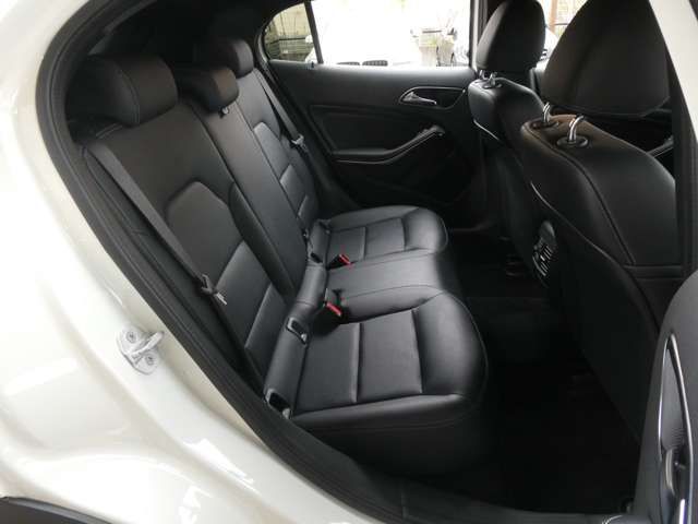 Mercedes Benz GLA-CLASS 2017-12 7319-17