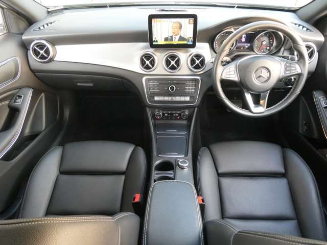 Mercedes Benz GLA-CLASS 2017-12 7319-10