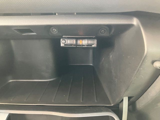 Renault TWINGO 2021-05 189032-11