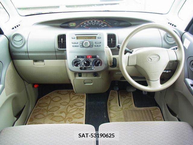 Daihatsu TANTO 2011-05 287040-1