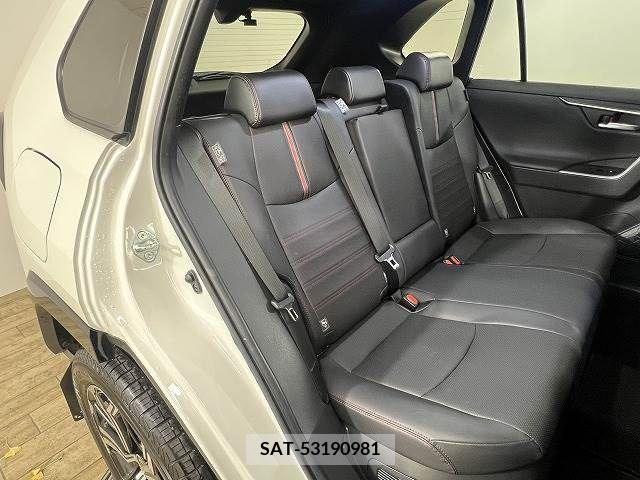 Toyota RAV4 PHV 2021-02 224590-5