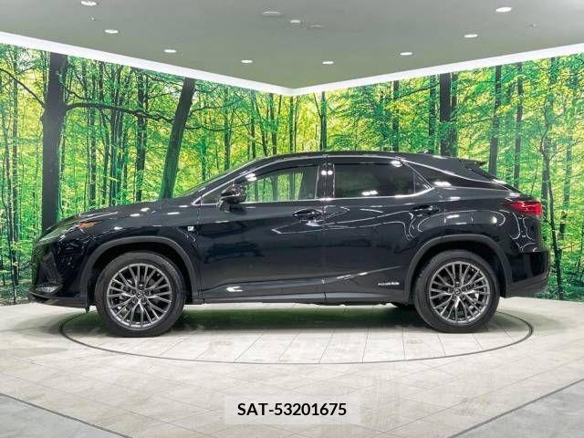 Lexus RX 2021-01 220477-15
