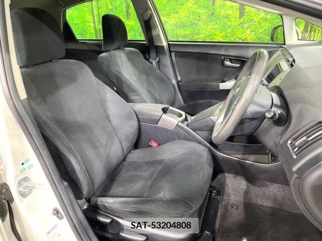 Toyota PRIUS 2013-09 224780-7
