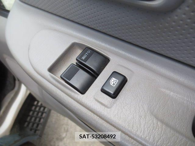Mazda TITAN DASH 2008-10 385112-7