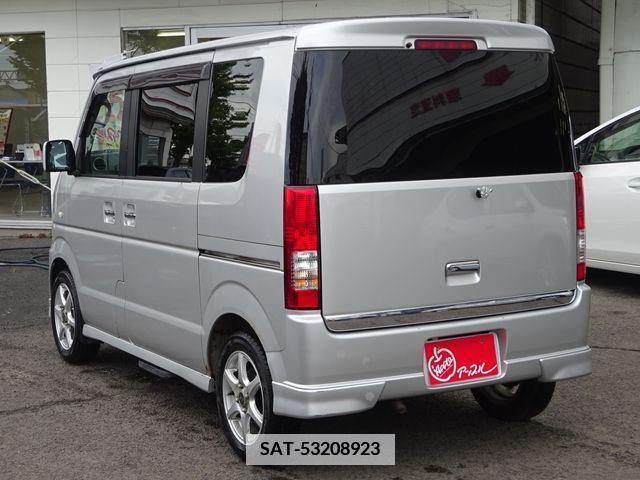 Suzuki EVERY WAGON 2005-10 347633-4
