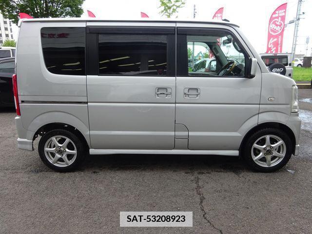 Suzuki EVERY WAGON 2005-10 347633-7